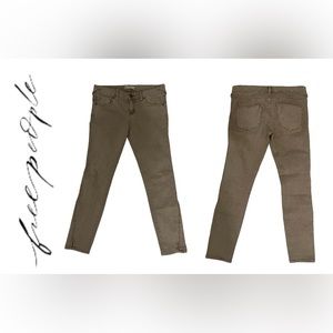 Free People Skinny Jeans size: W26